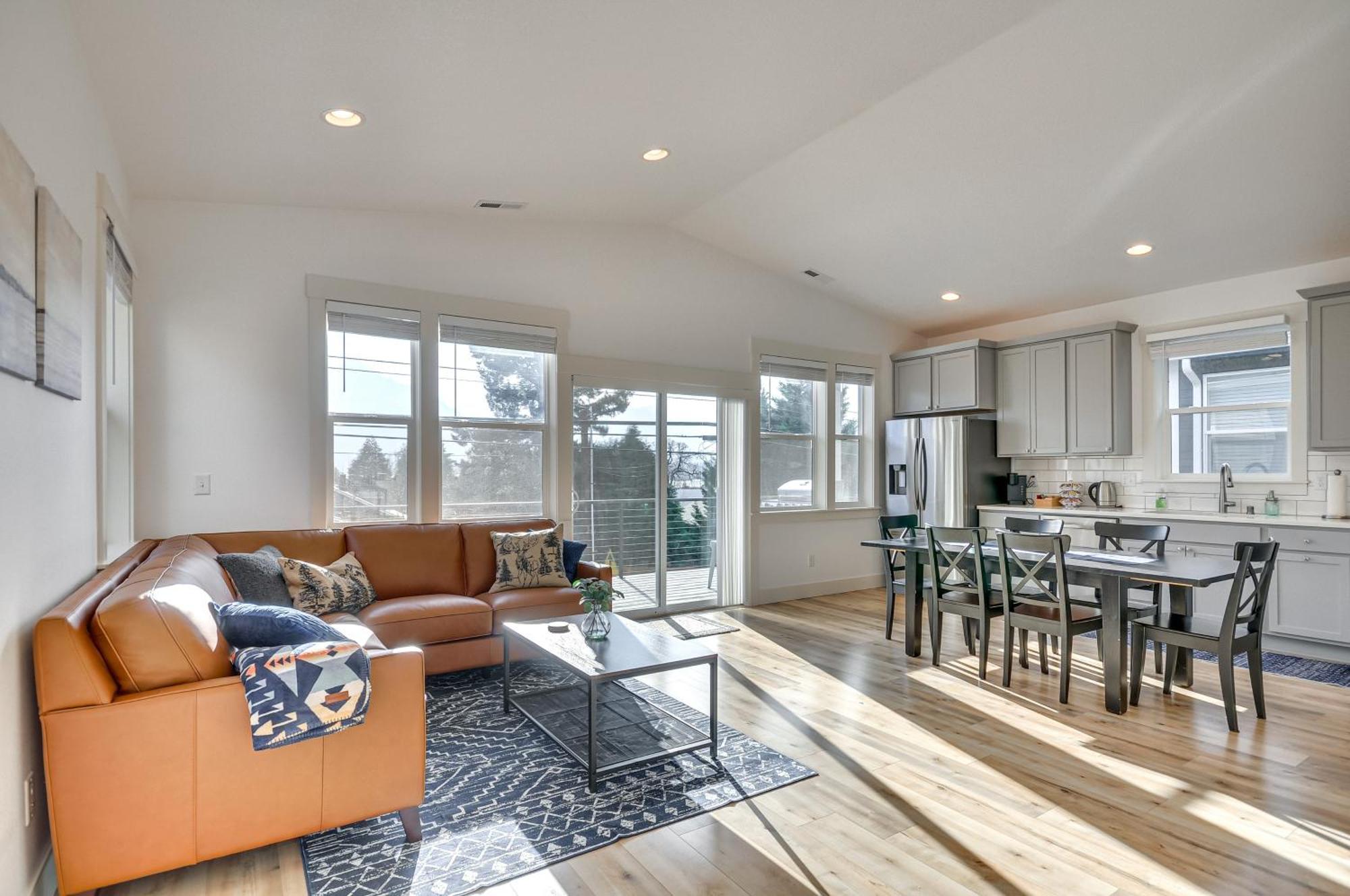 Stunning Stevenson Retreat With Mountain Views! Exterior foto